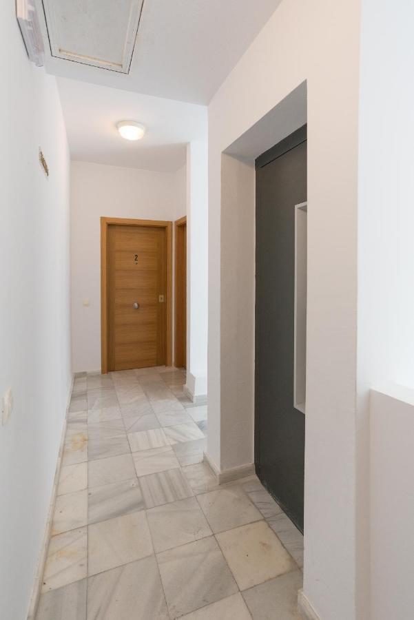Mitjana By Ele Apartments مالقة المظهر الخارجي الصورة