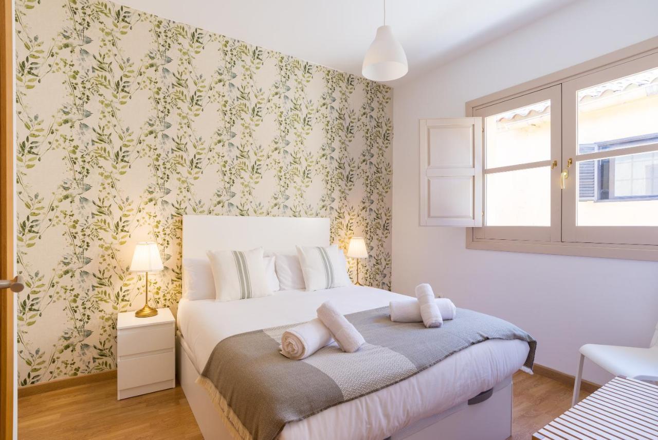 Mitjana By Ele Apartments مالقة المظهر الخارجي الصورة